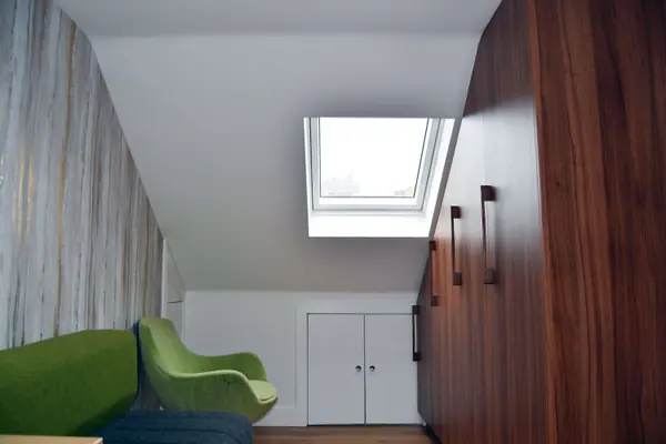 Bramley Crescent, Gants Hill image 10