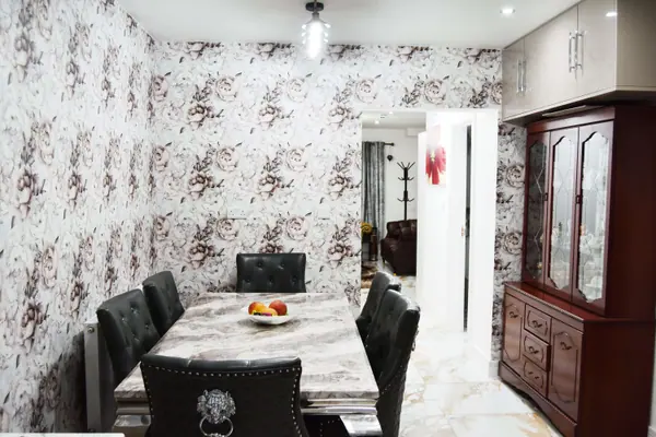 Bramley Crescent, Gants Hill image 3