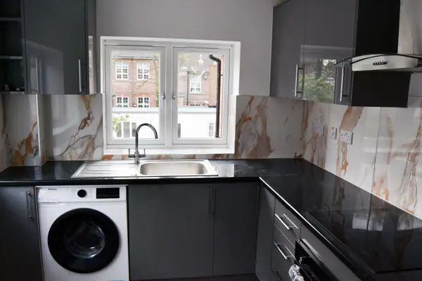 Bramley Crescent, Gants Hill image 6